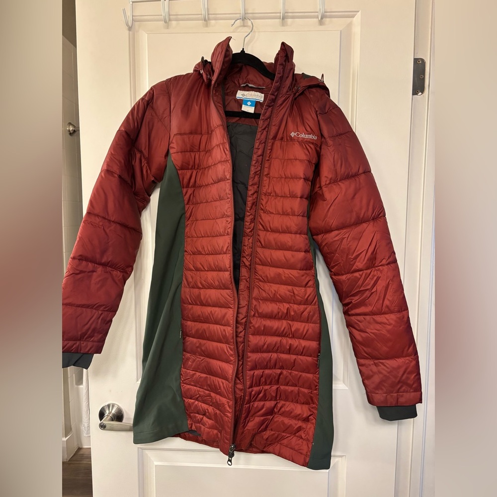 Columbia Burgundy Outdoor Jacket